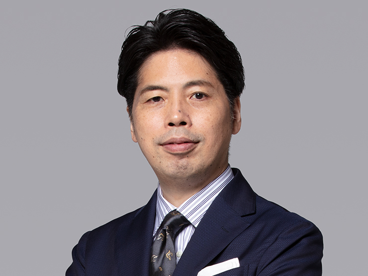 Director / Founder / Senior Corporate Officer / Vantage Studio Kenji Kasahara