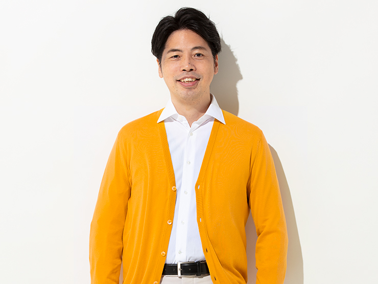 Director / Founder / Senior Corporate Officer / Vantage Studio Kenji Kasahara